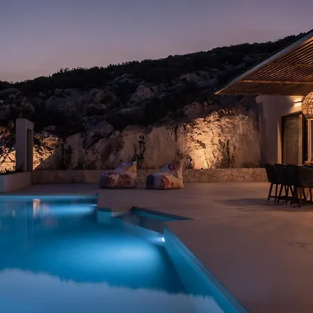 Serenity Limnionas Cave Villa Kampi (Zakynthos)